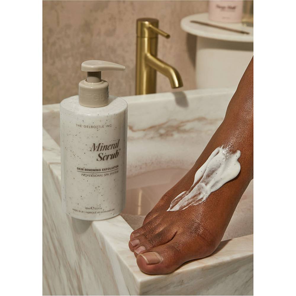 The GelBottle Inc Mineral Scrub 400ml