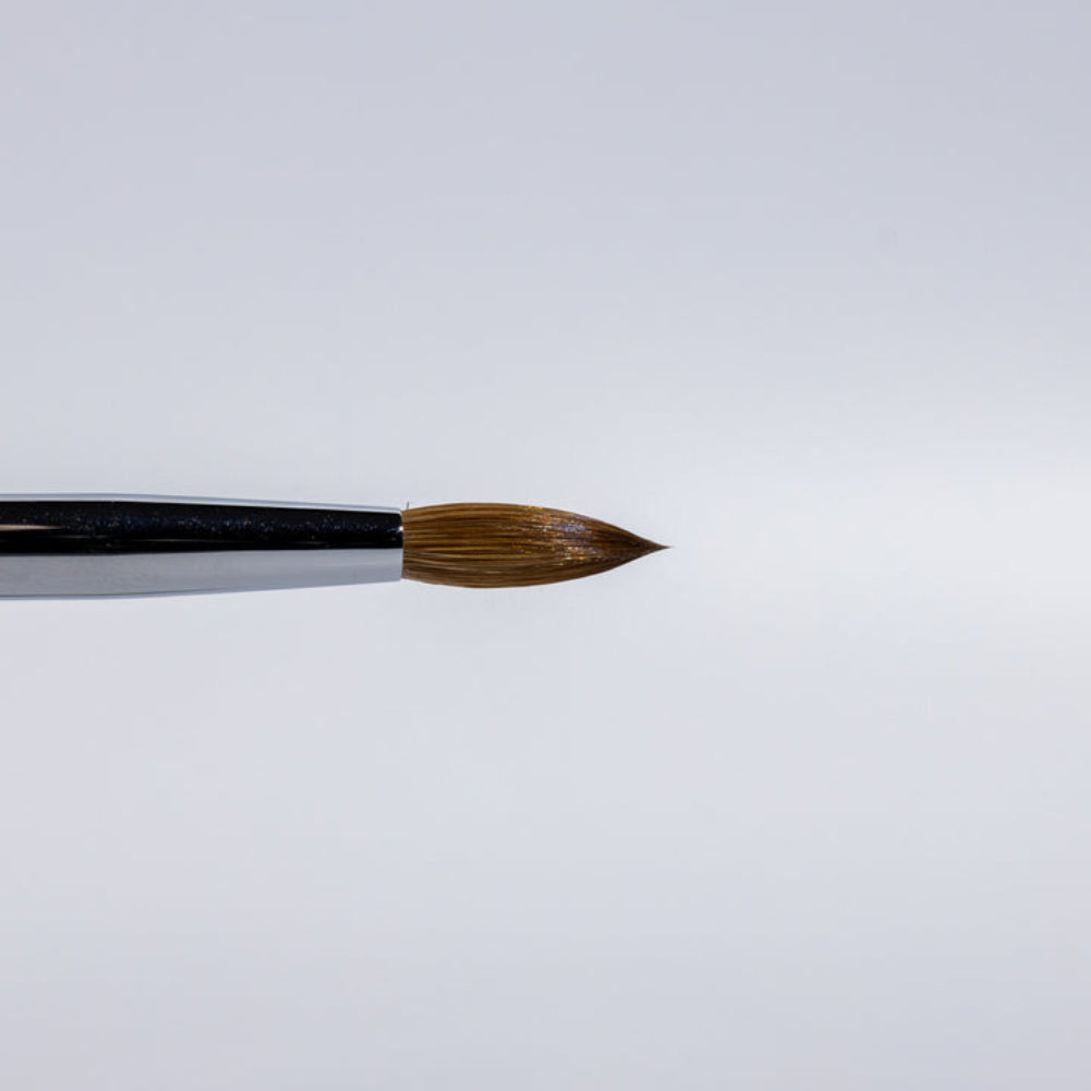 The Edge Ultra Tech Round Size 8 Brush
