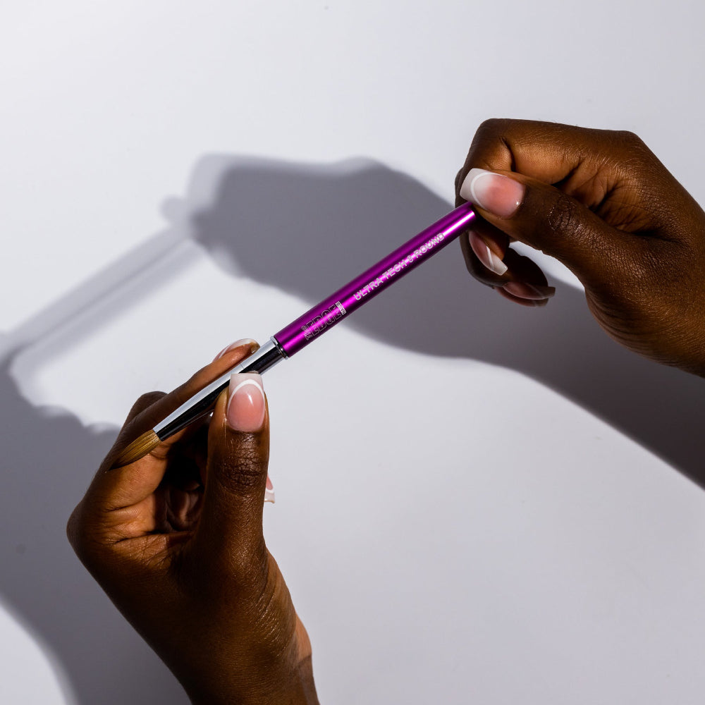 The Edge Ultra Tech Round Size 8 Brush