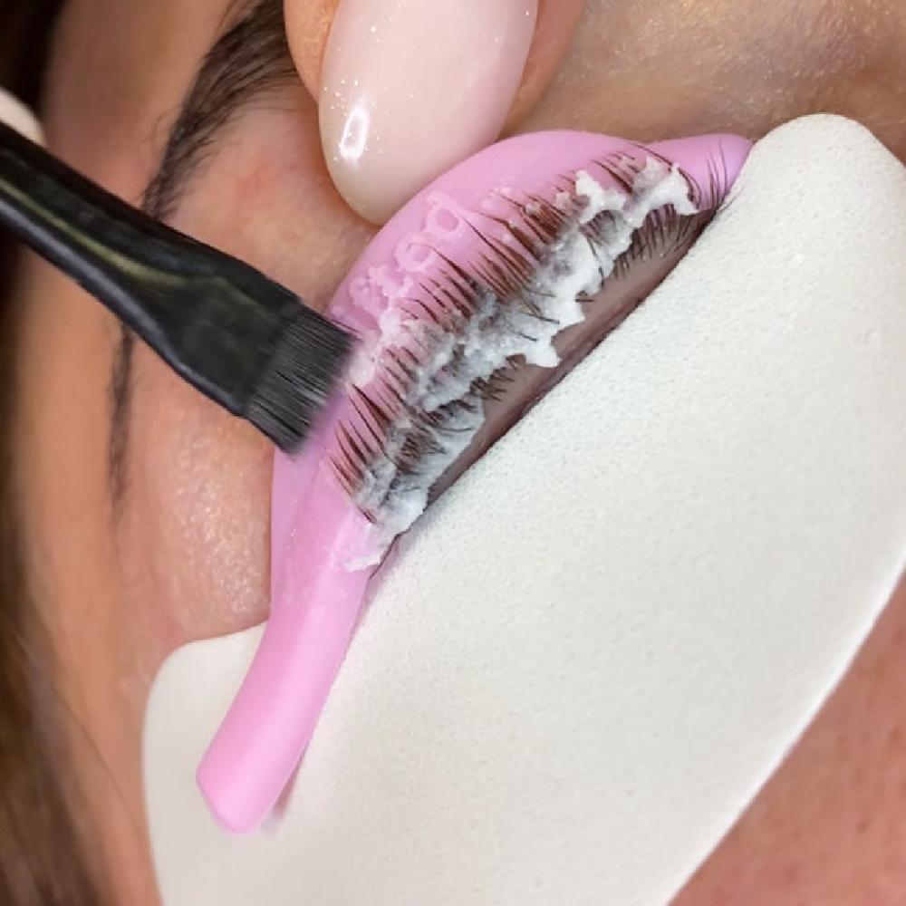 LashBase Lifted. Lift Step 1 with Cysteamine (10)