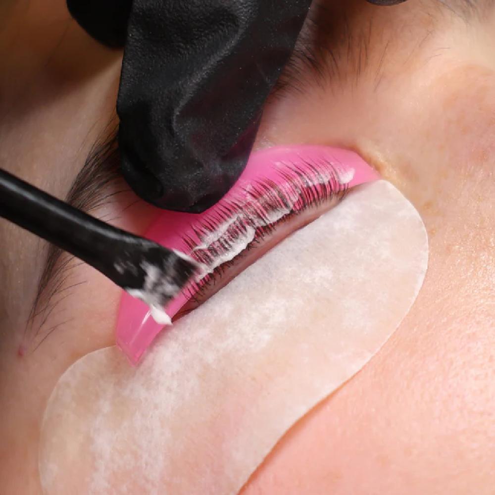 LashBase Lifted. Fix Step 2 with Cysteamine (10)