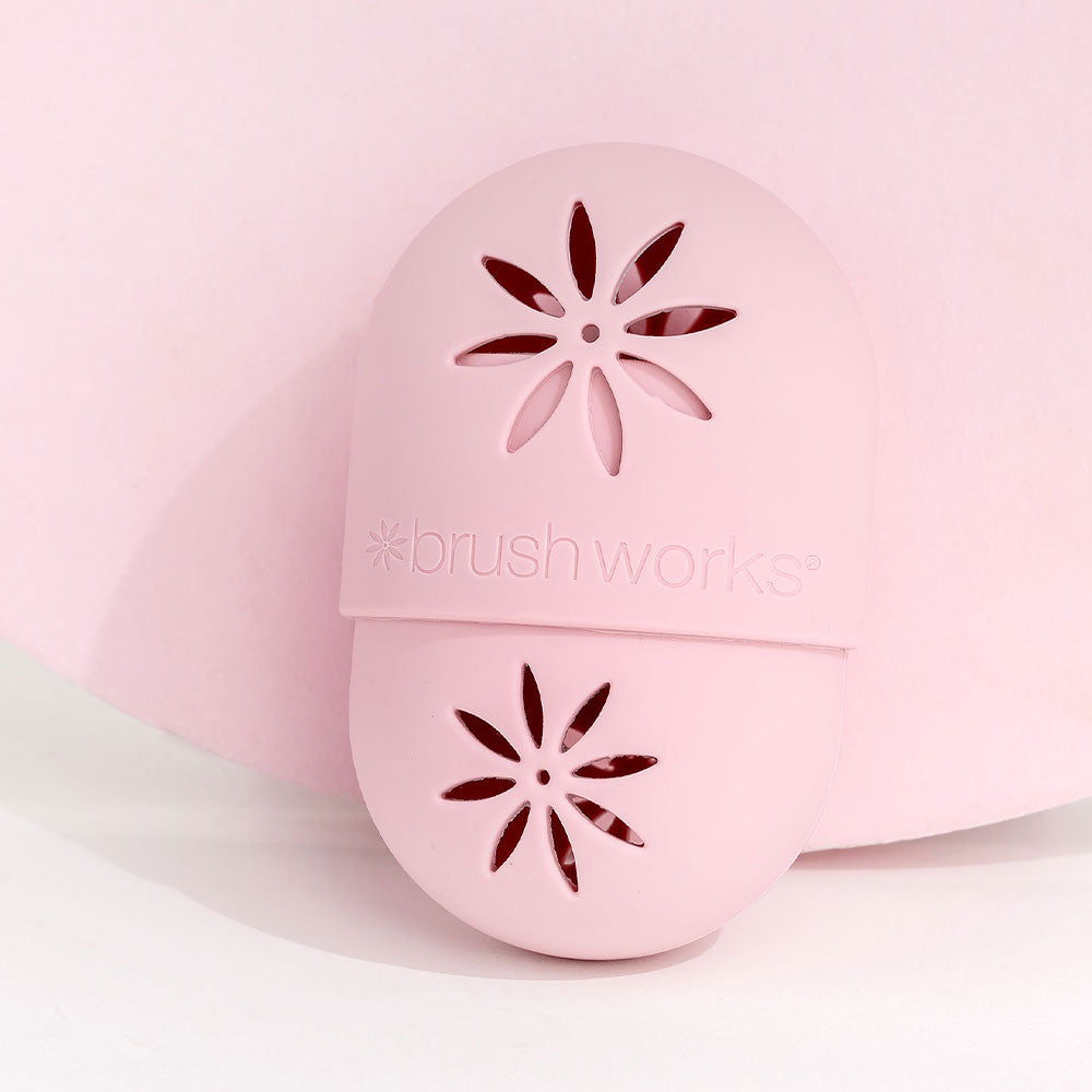 Brushworks Makeup Sponge Shield