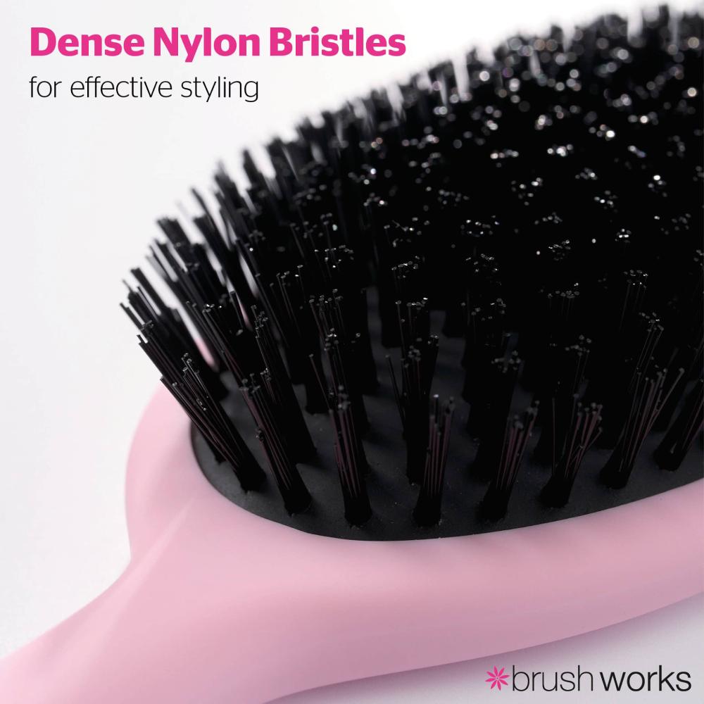Brushworks Smooth & Shine Brush