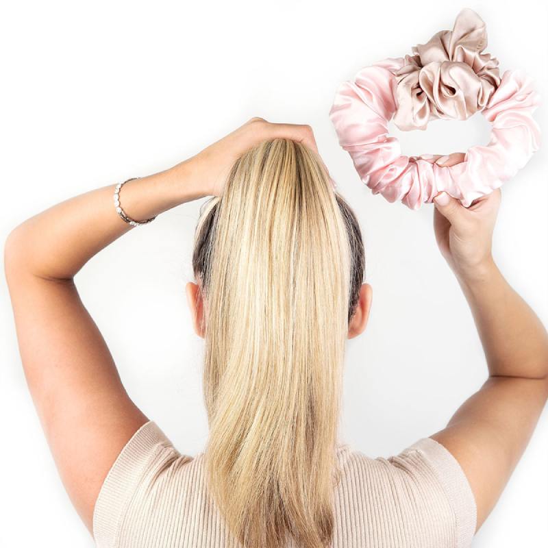 Brushworks Heatless Curling Scrunchie