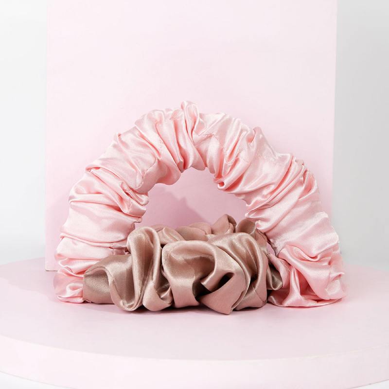 Brushworks Heatless Curling Scrunchie