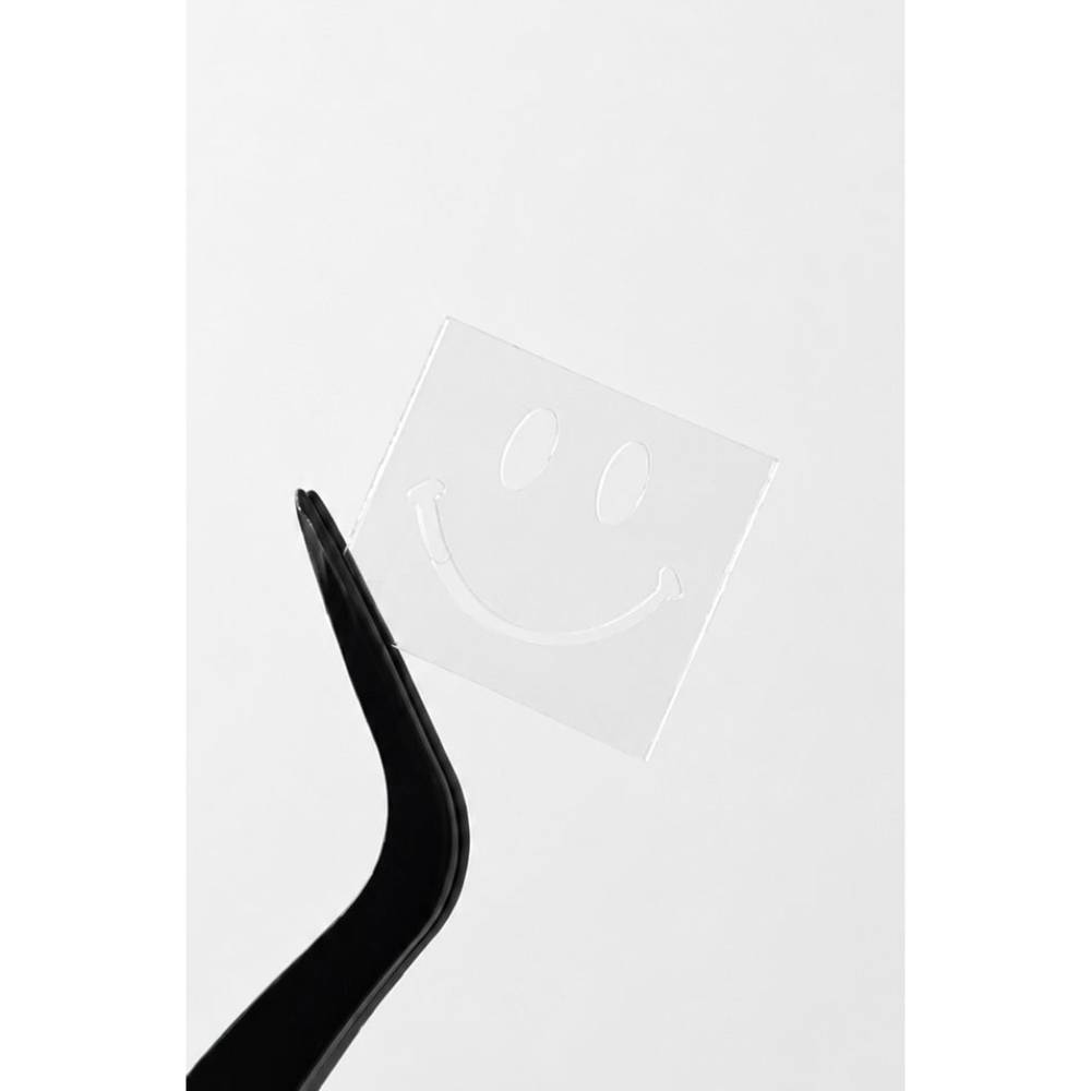 SISSI Faux Airbrush Stencil Smiley