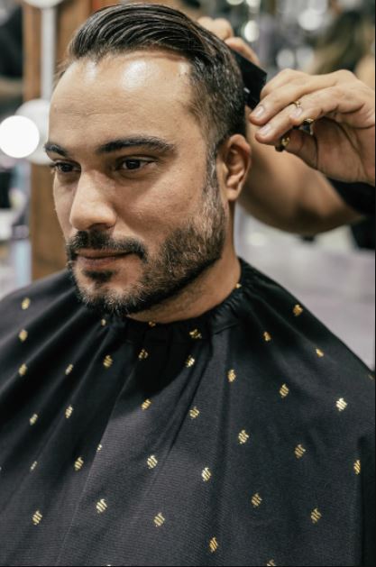 Barber Strong The Barber Cape 24K Gold Collection Black/Gold