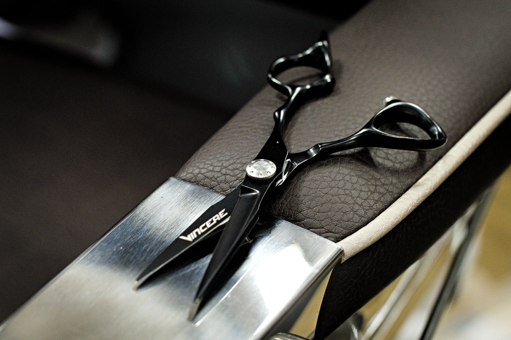 Vincere Hades Black Scissors 6"
