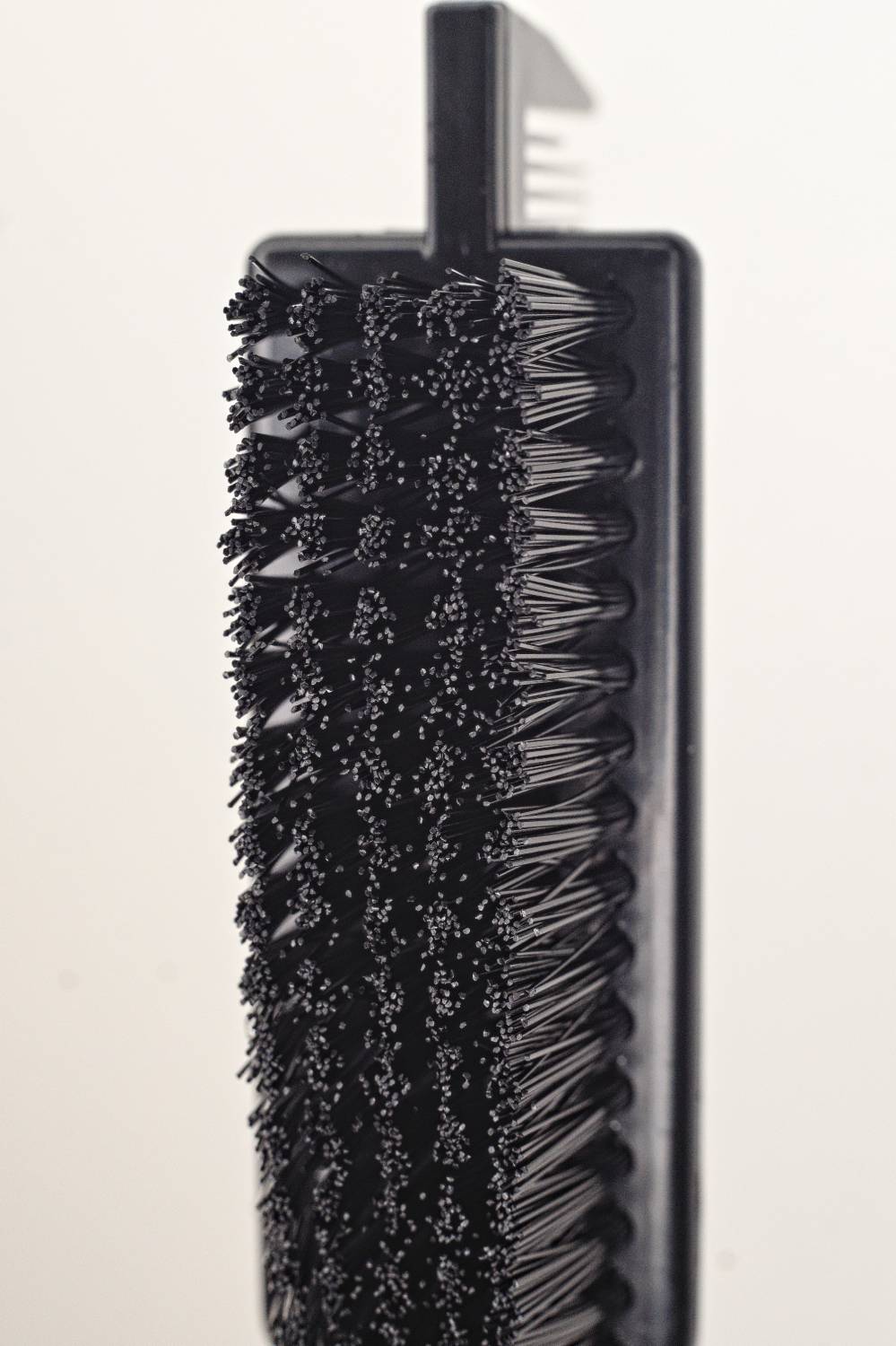 BarberStyle Fade Brush With Comb Black
