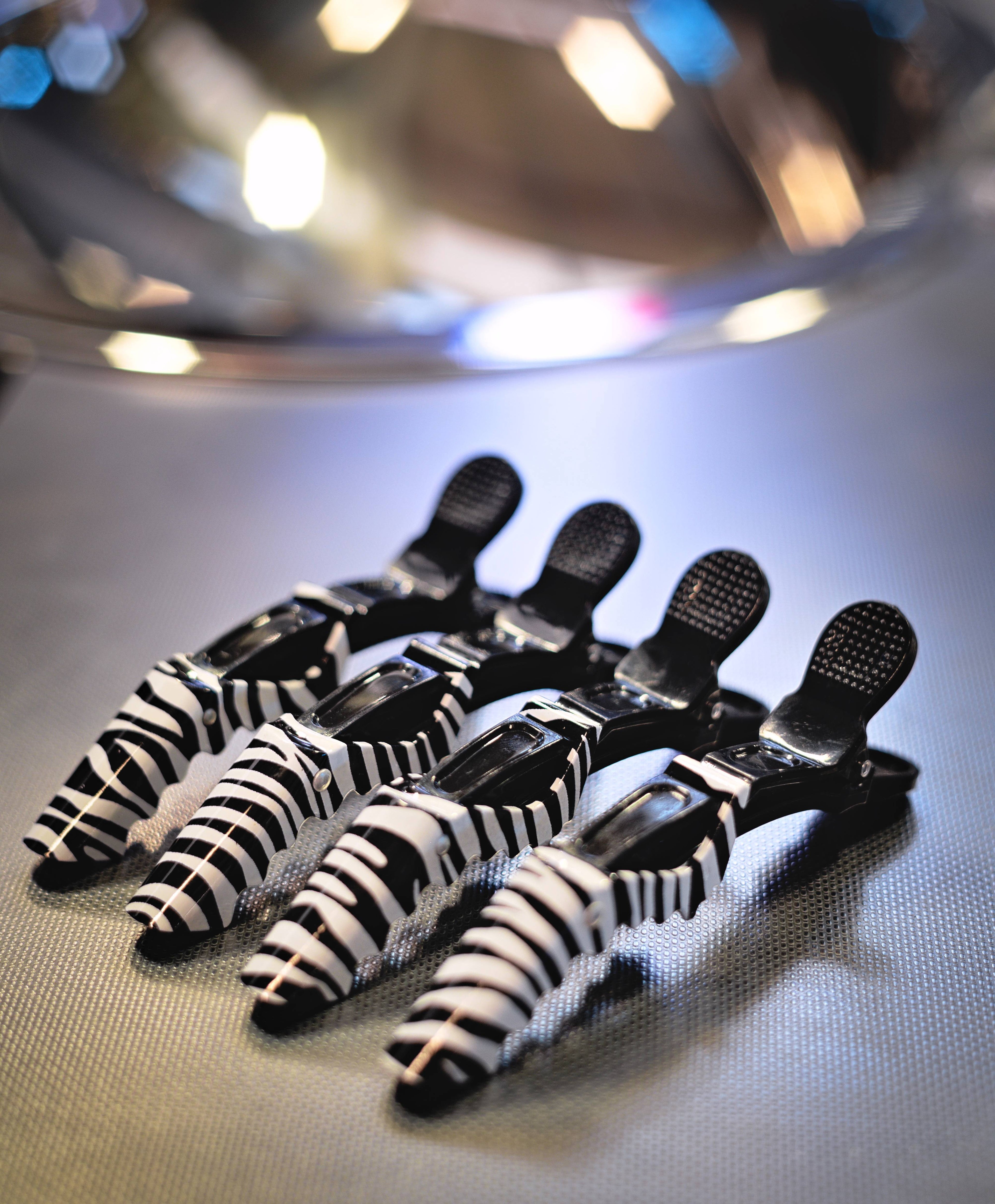 Hair Theory Zebra Croc Clips White (4)