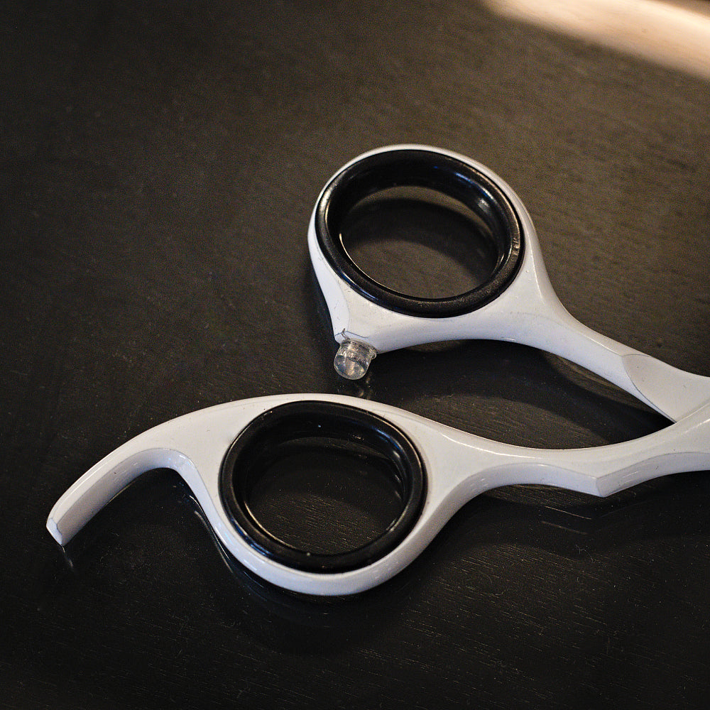 Vincere White Ghost Scissors 7"