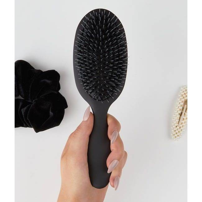 Beauty Works Medium Oval Brush