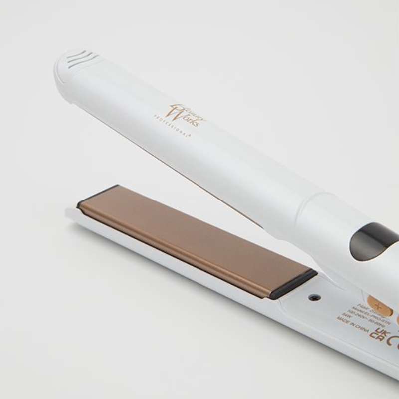 Beauty Works Straightener