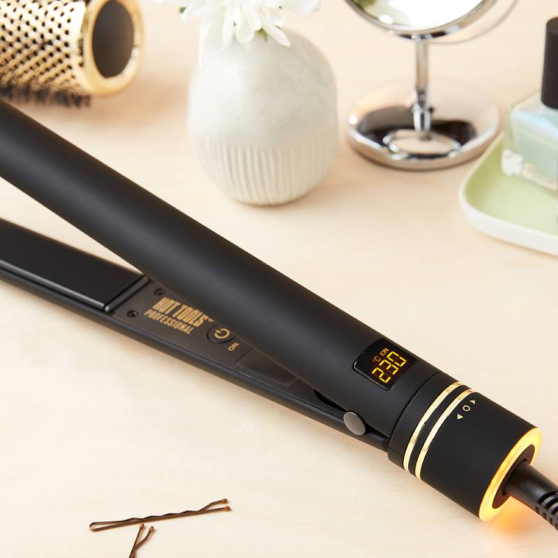 Hot Tools Black Gold Evolve Titanium Straightener 25mm