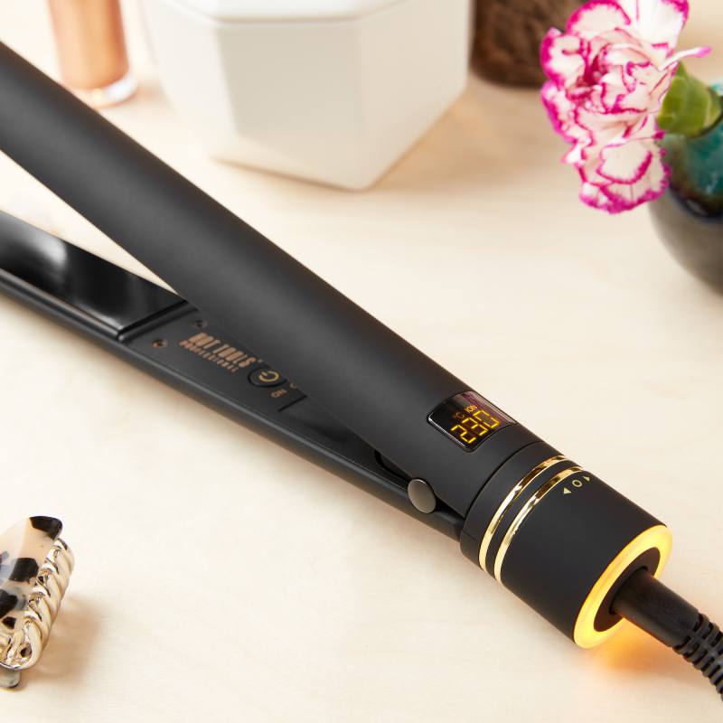 Hot Tools Black Gold Evolve Titanium Straightener 32mm