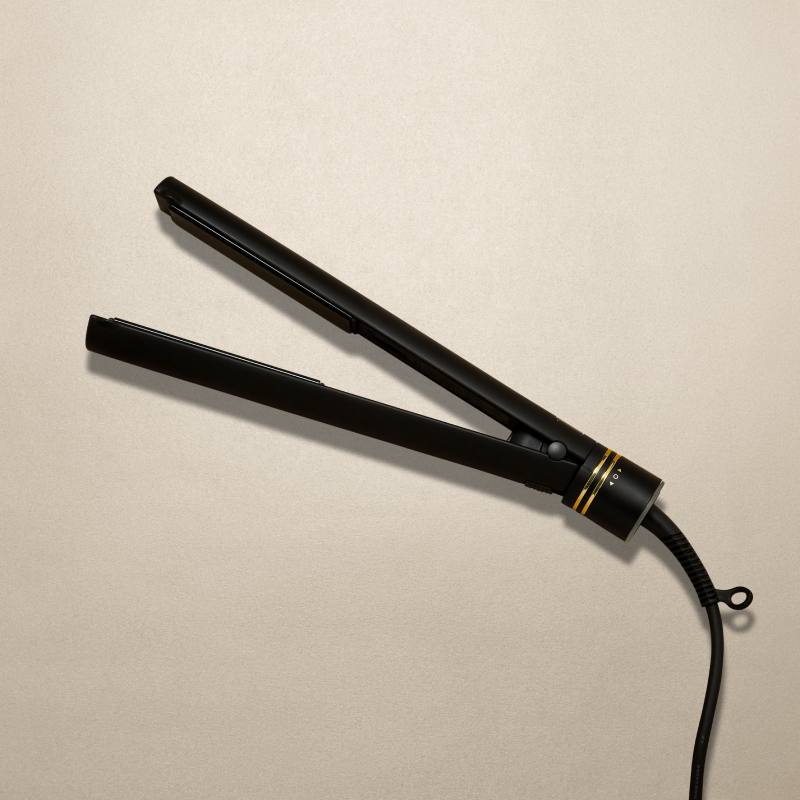 Hot Tools Black Gold Evolve Titanium Straightener 32mm