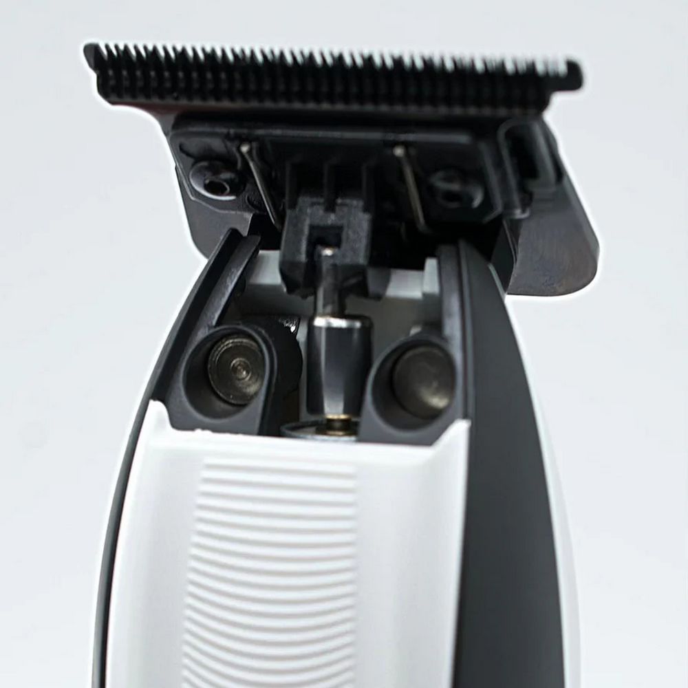 Supreme Recharge T-Shaper Trimmer White ST777