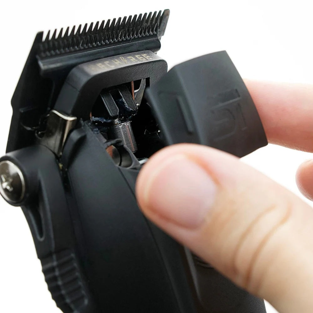 Supreme Recharge Clipper Black