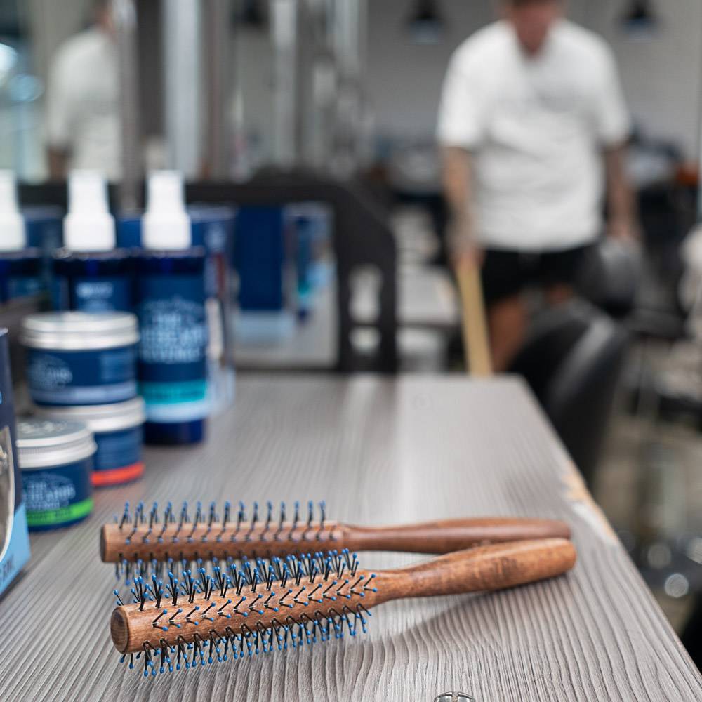 The Bluebeards Revenge Quiff Roller Brush