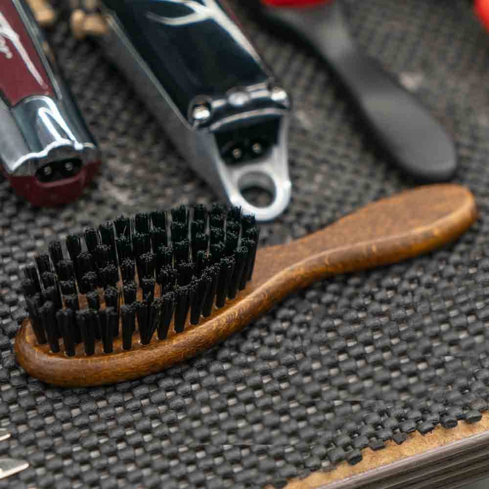 The Bluebeards Revenge Sythetic Fade Brush
