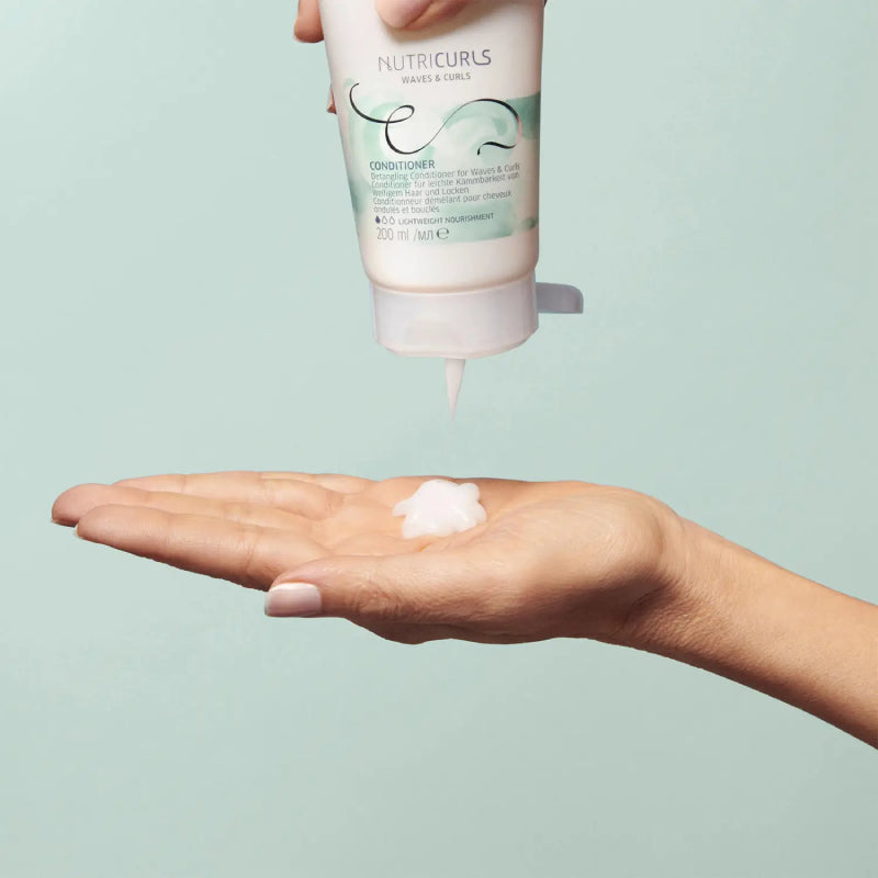 Wella Nutricurls Detangling Conditioner for Waves and Curls 200ml